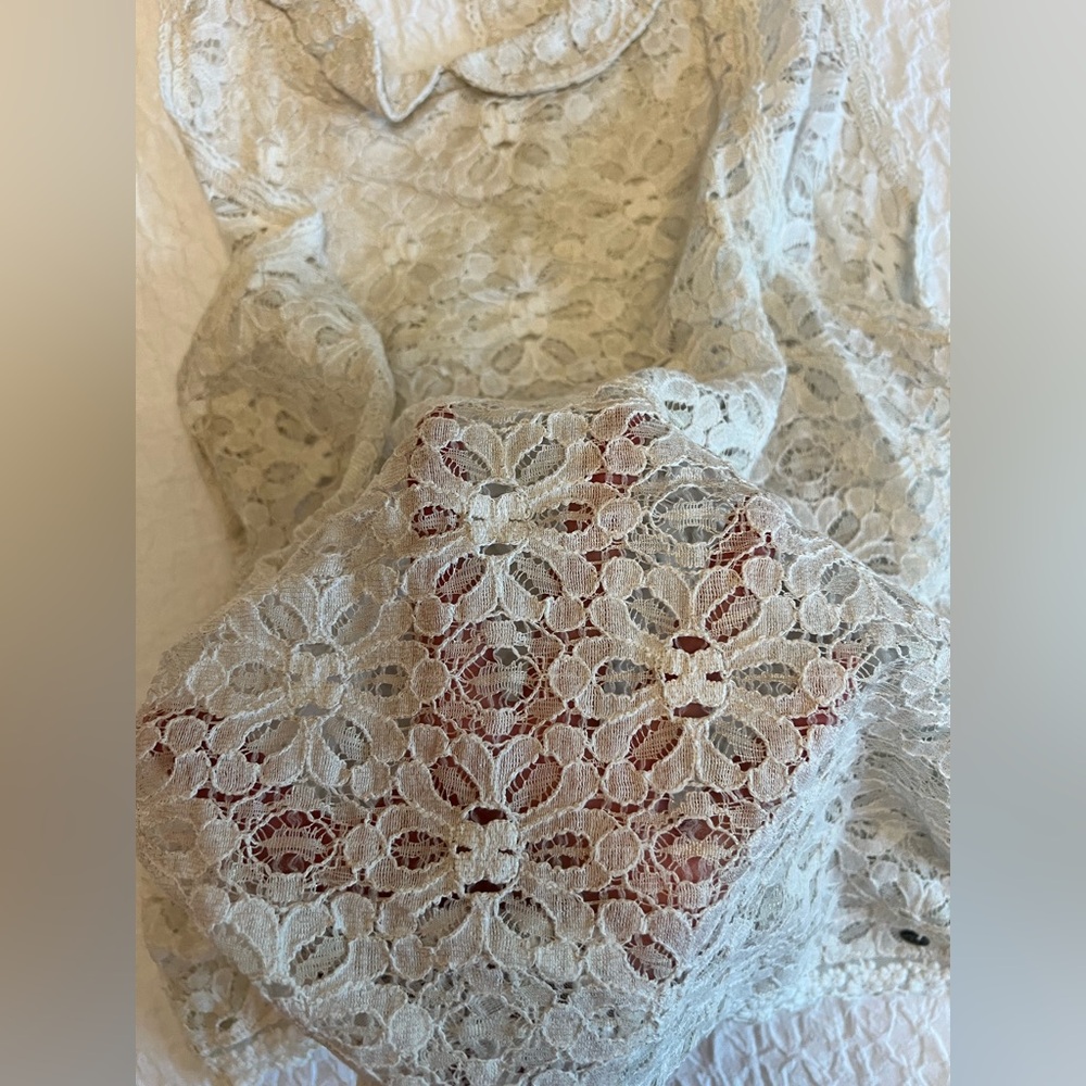Abercrombie & Fitch Lace Tank Top - Picture 3 of 8